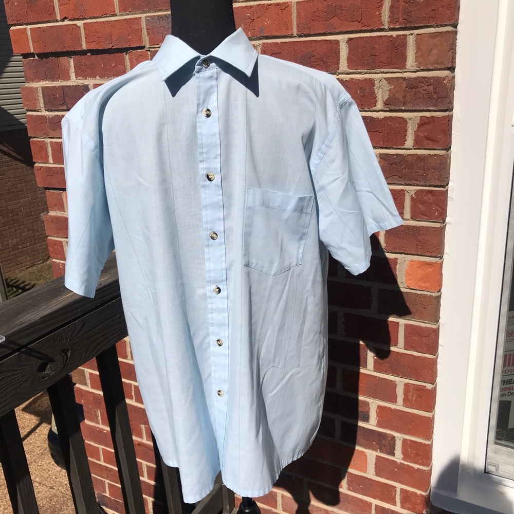 LIKE NEW The Fox Collection blue button up